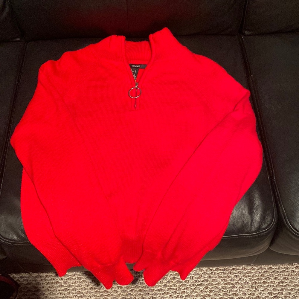 XXI RED SWEATER